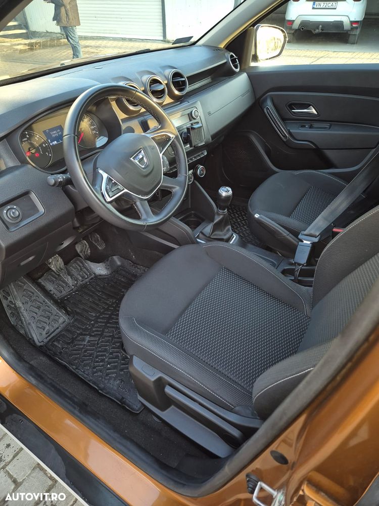 Dacia Duster 1.6 SCe 4WD Comfort - 6