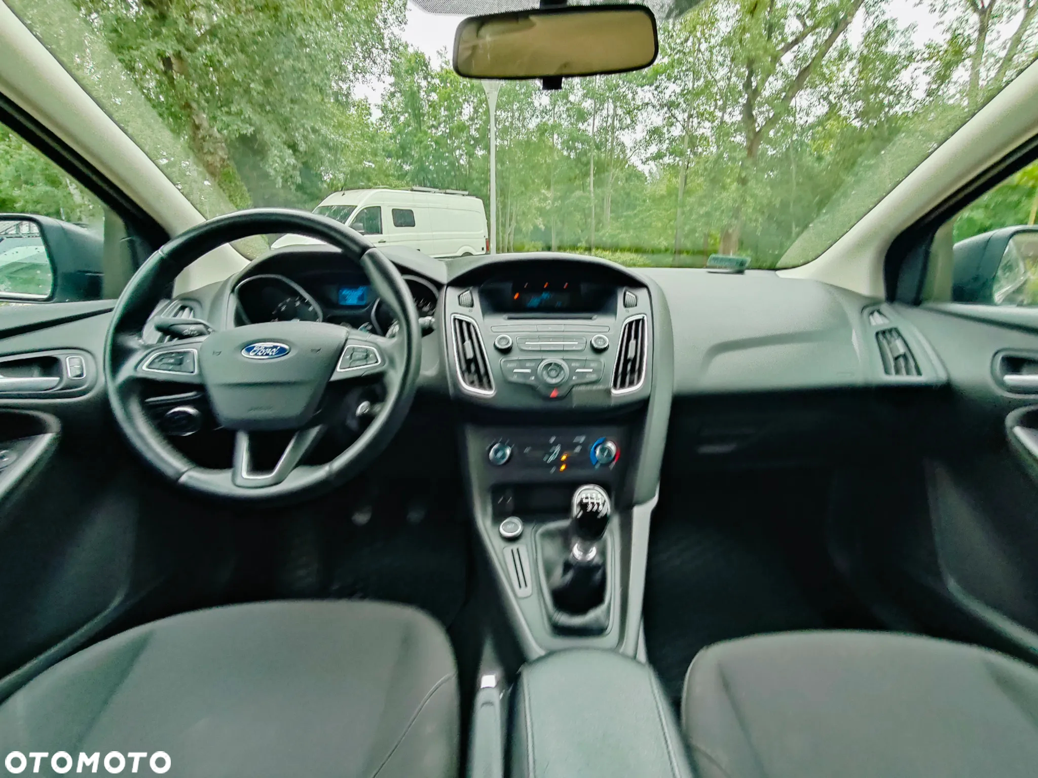 Ford Focus 1.5 TDCi Trend - 24