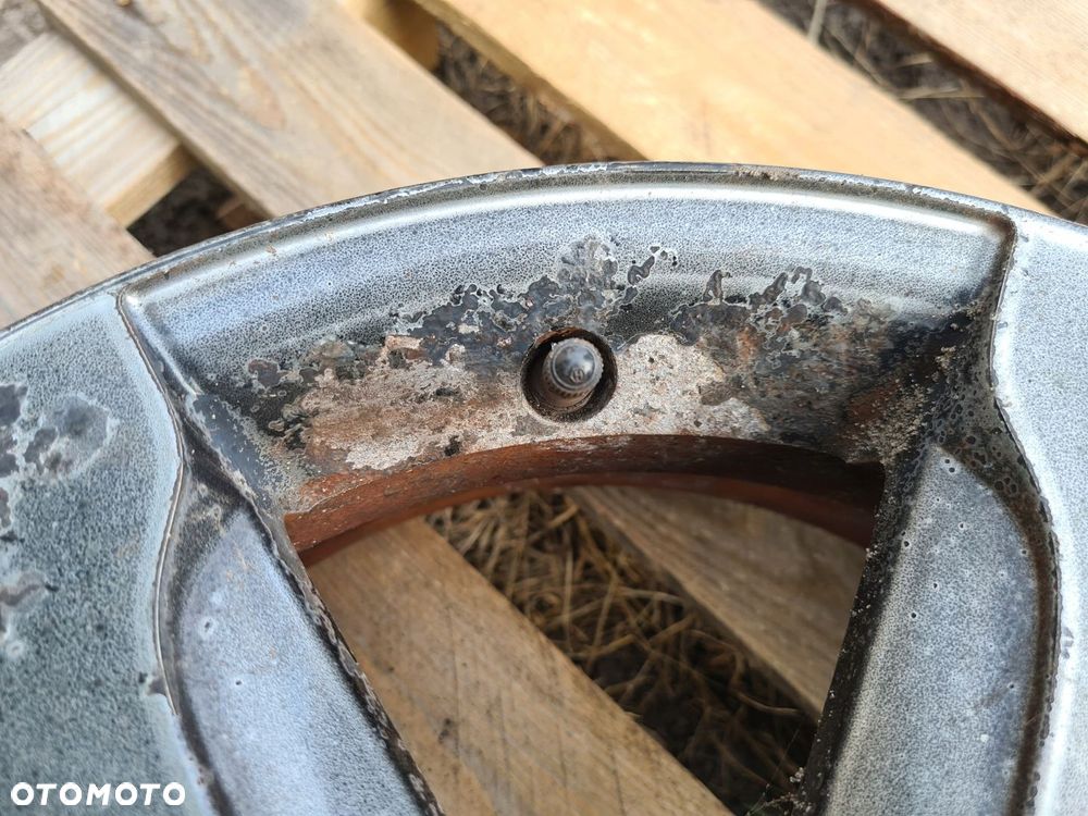 Toyota Urban cruiser felga 16" 5x100 - 2