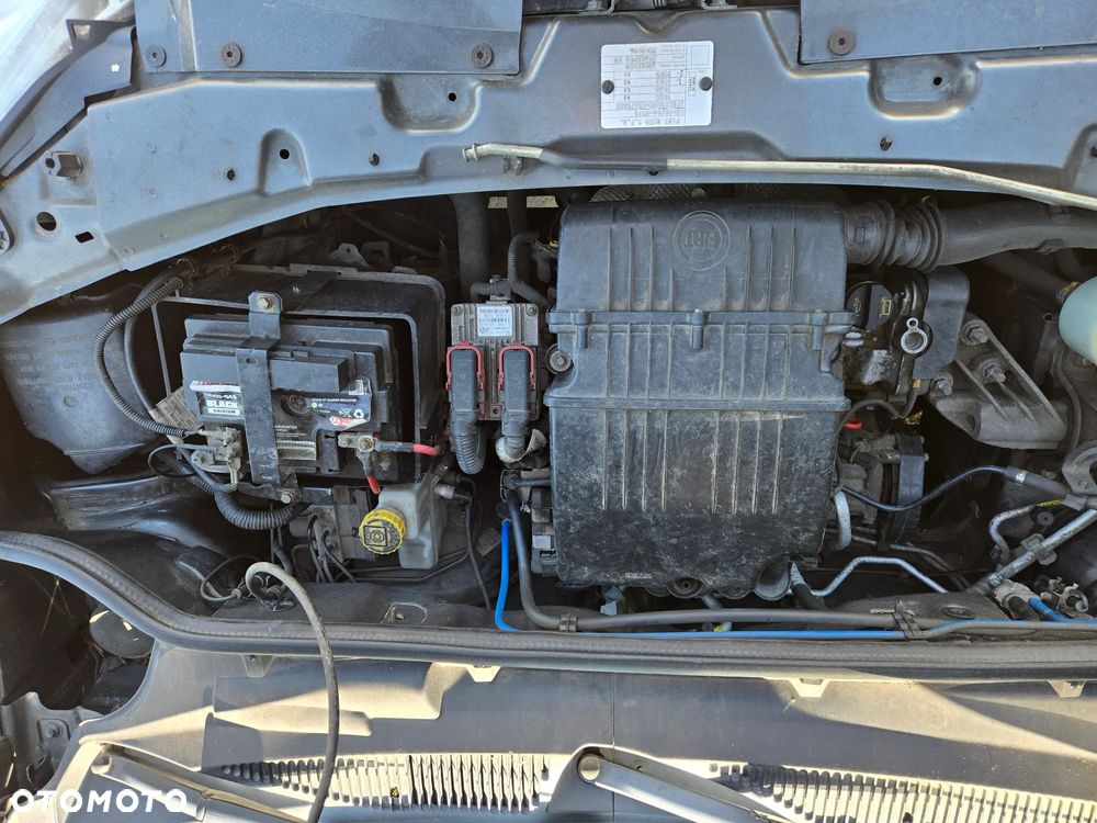 Fiat Doblo 1.4 8V Family - 16