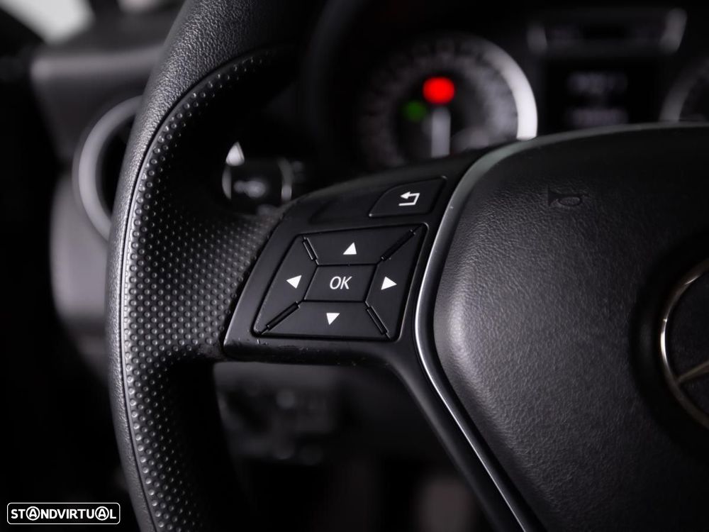 Mercedes-Benz A 180 - 14