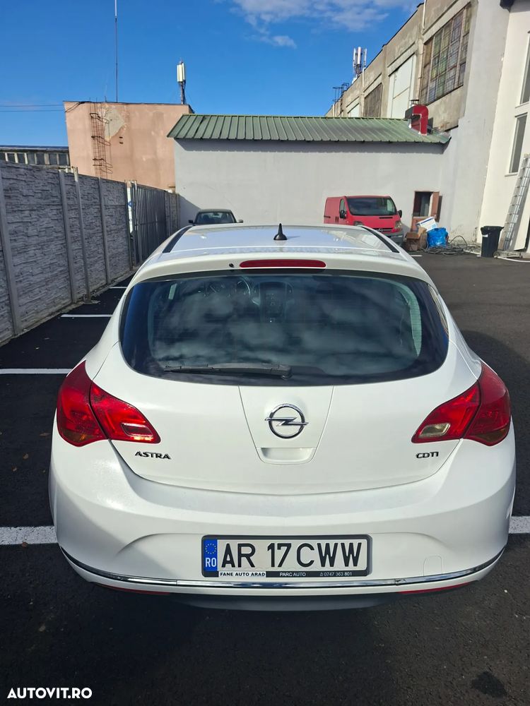 Opel Astra - 11