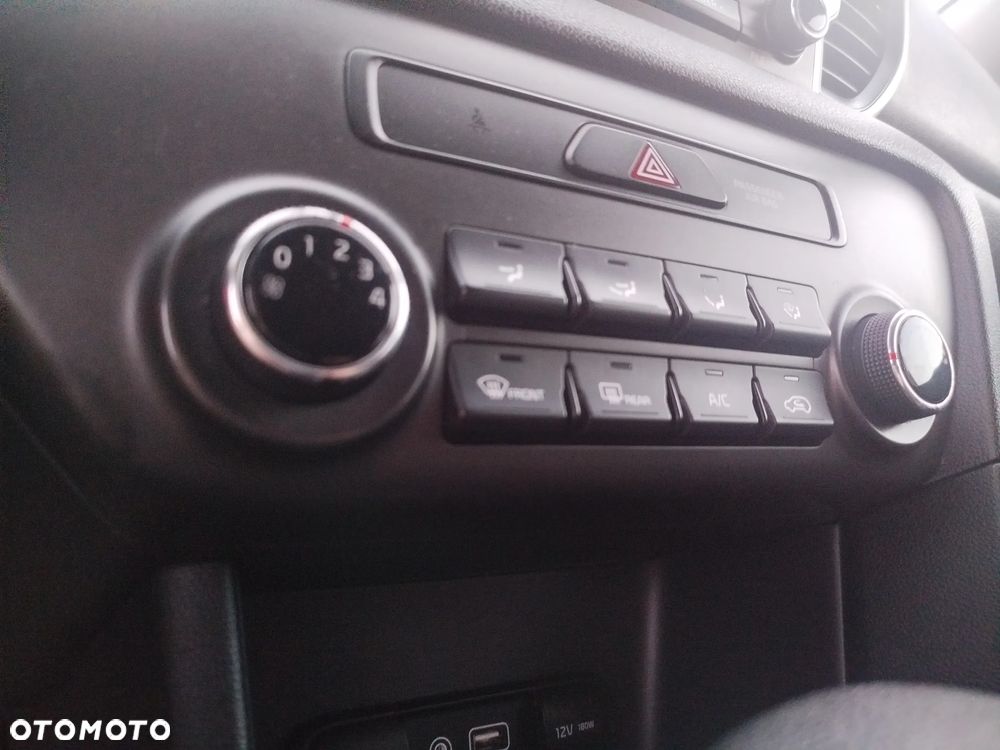 Kia Sportage - 18