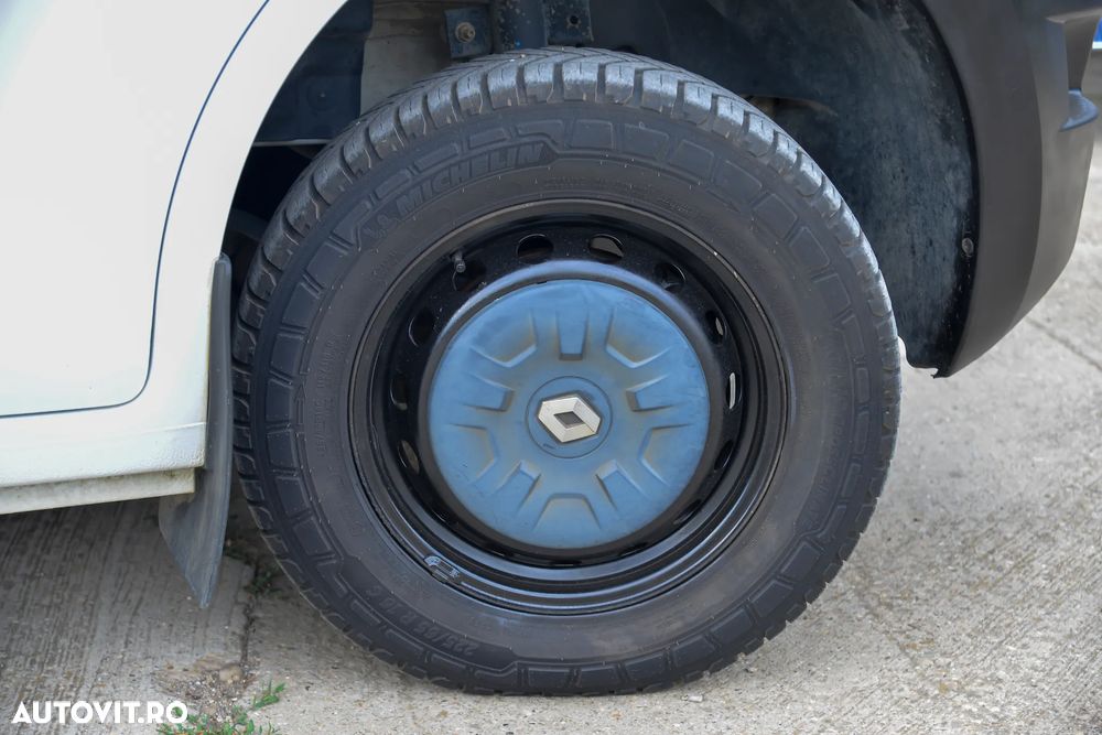 Renault Master ENERGY Start & Stop L1H1 - 21
