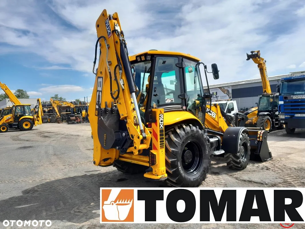 JCB 3CX - 9