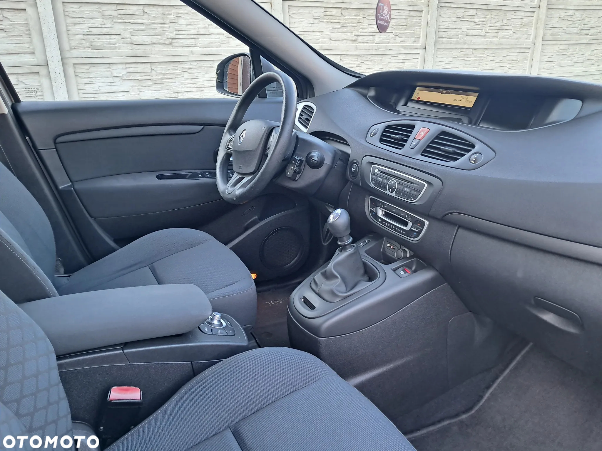 Renault Scenic - 10