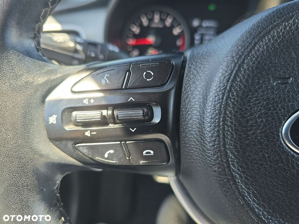 Kia Stonic - 17