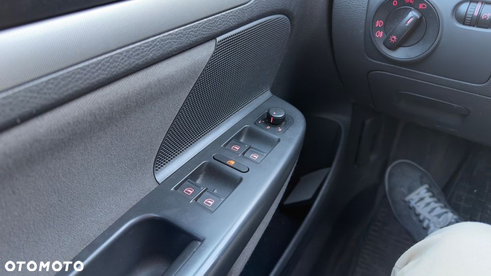 Volkswagen Golf 1.9 TDI Comfortline - 13