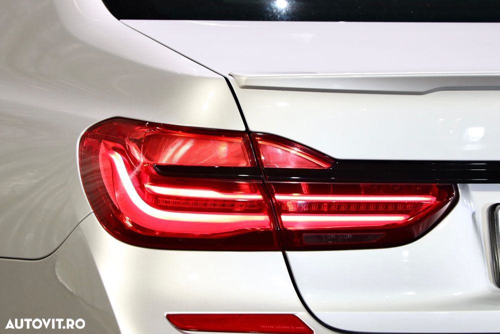 BMW Seria 7 740d xDrive - 36