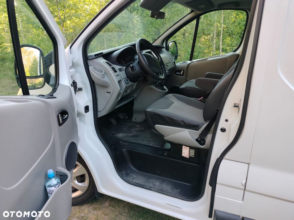 Opel vivaro - 32