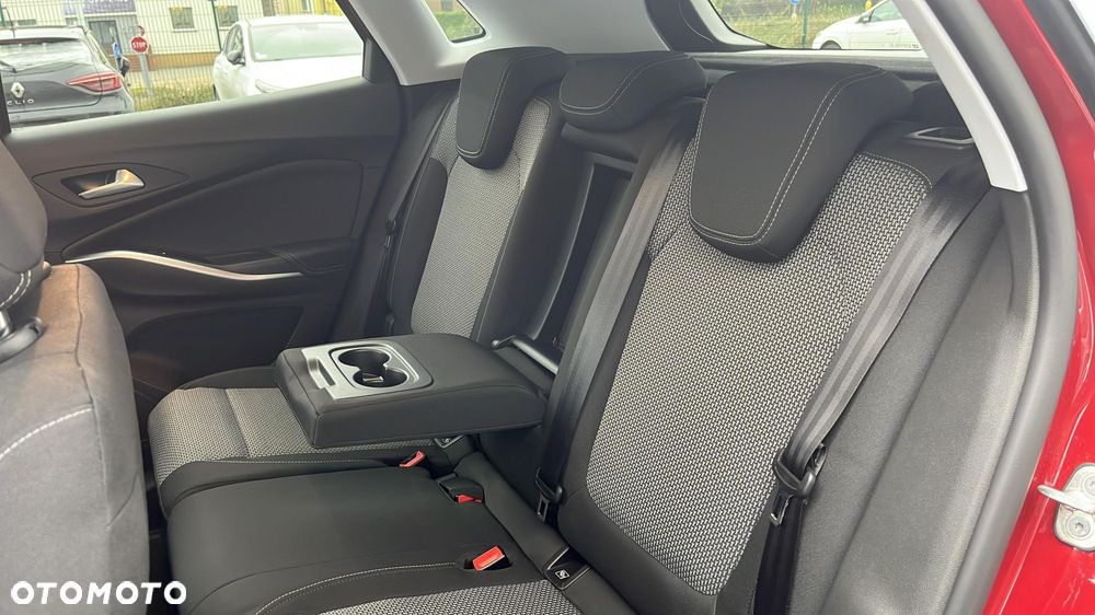Opel Grandland X - 16