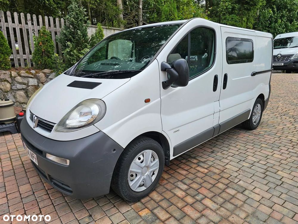 Opel Vivaro - 1
