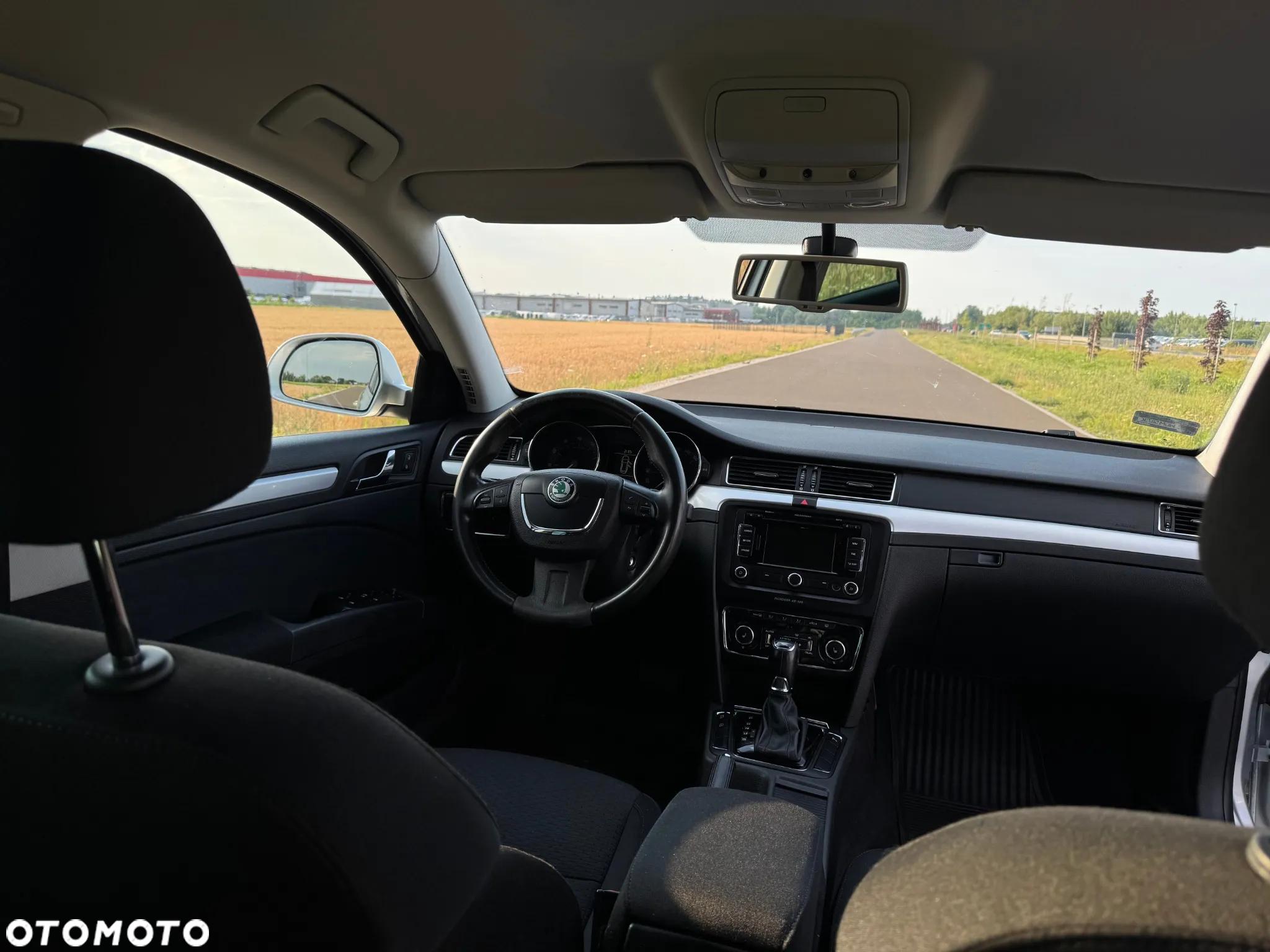 Skoda Superb 2.0 TSI Elegance DSG - 8