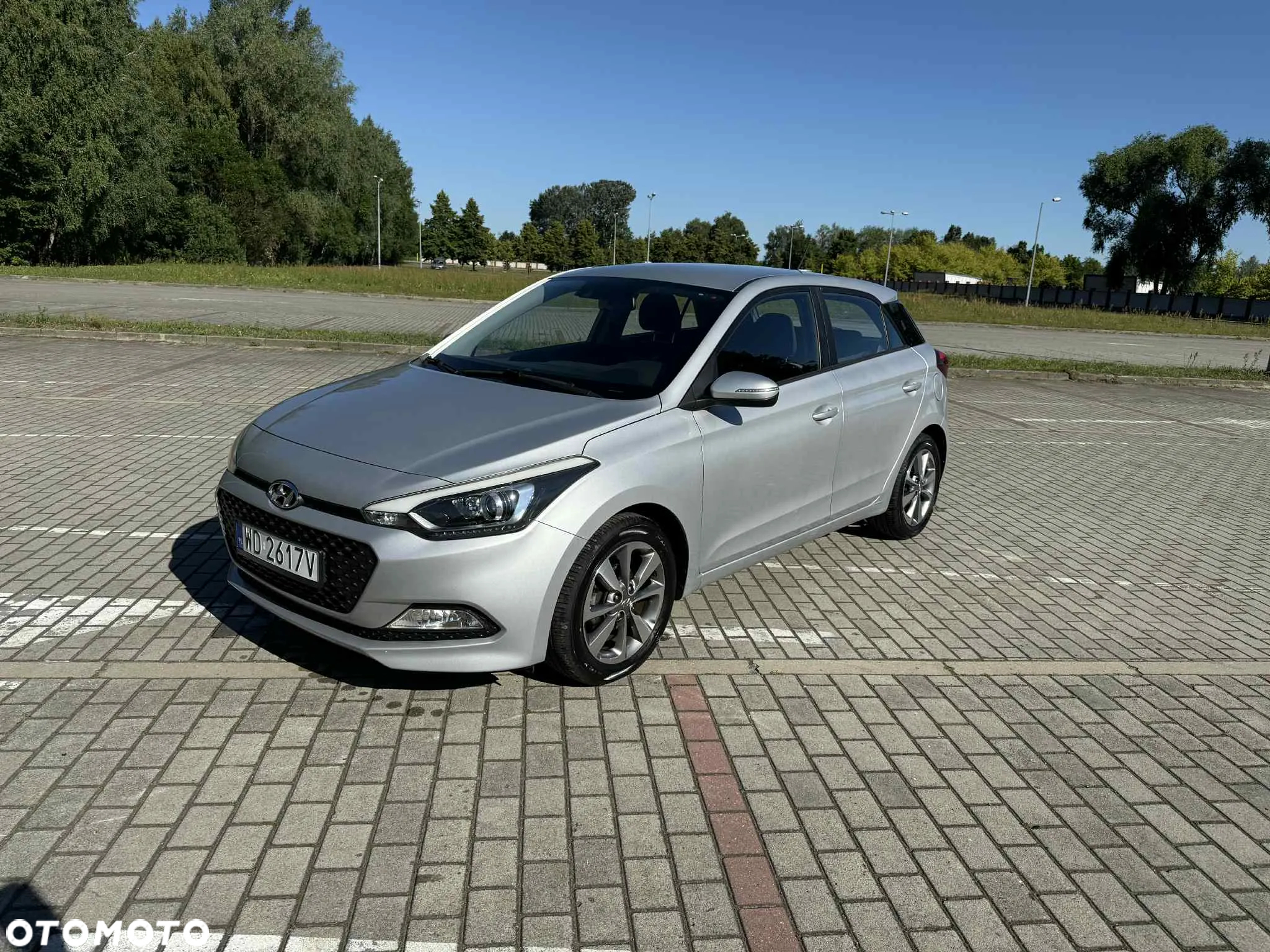 Hyundai i20 blue 1.2 YES Gold - 3