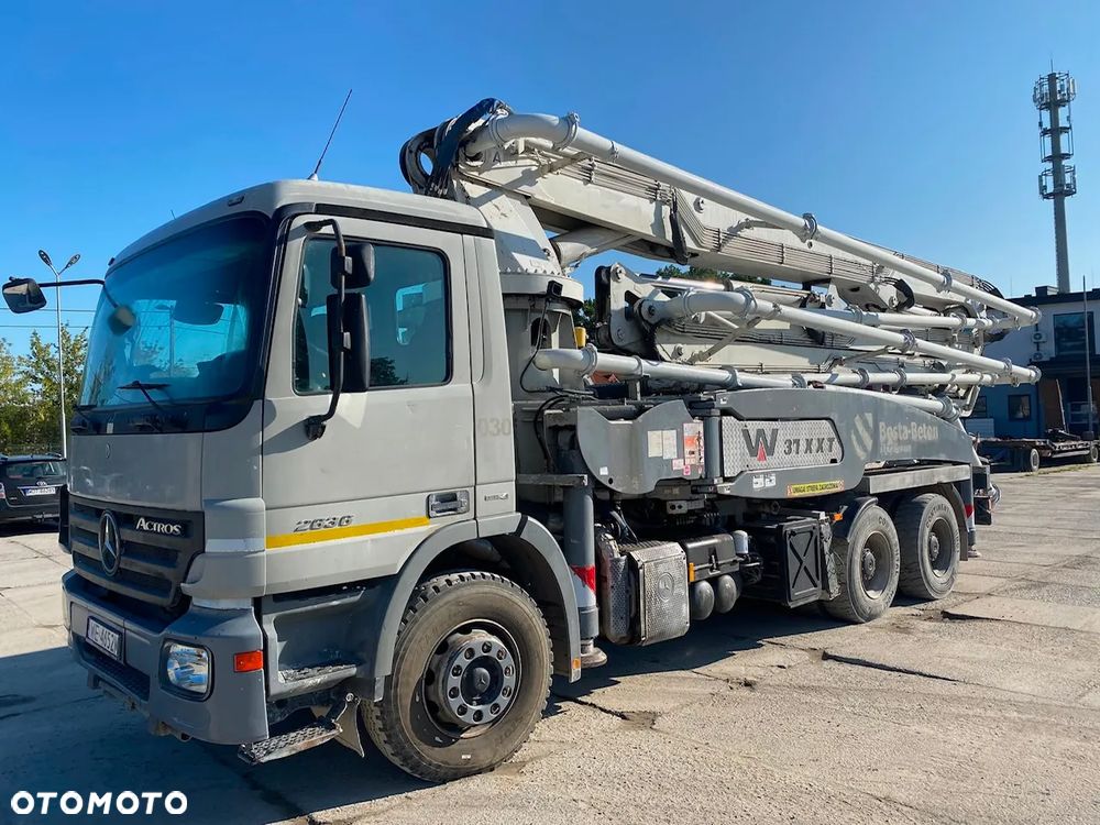 Mercedes-Benz 3236 WAITZINGER 37 Z4 THP140H LIEBHERR - 3