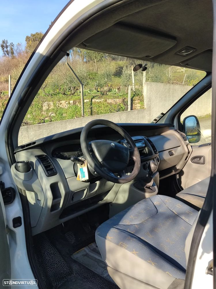 Renault Trafic 2.5 dCi 150 - 2