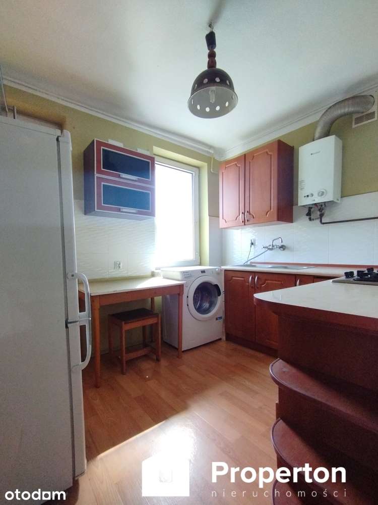 Mieszkanie w centrum/ 4 pokoje/ II piętro