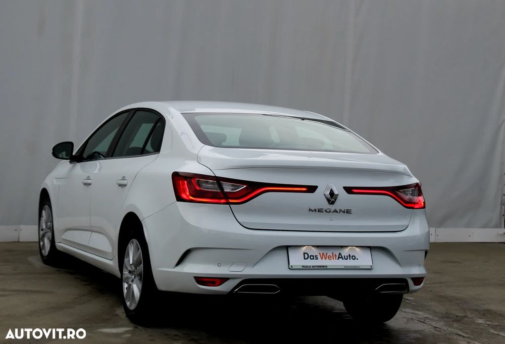 Renault Megane TCe 140 EDC GPF Techno - 2