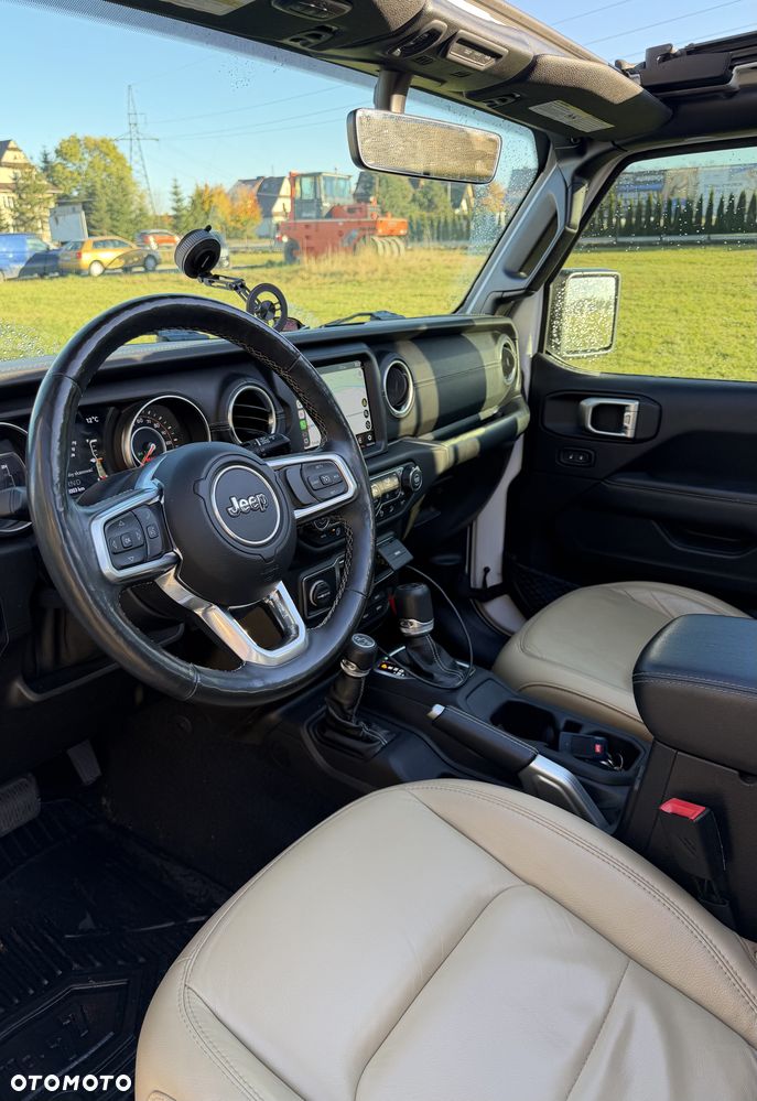 Jeep Wrangler 3.6 Unlim Sahara - 11