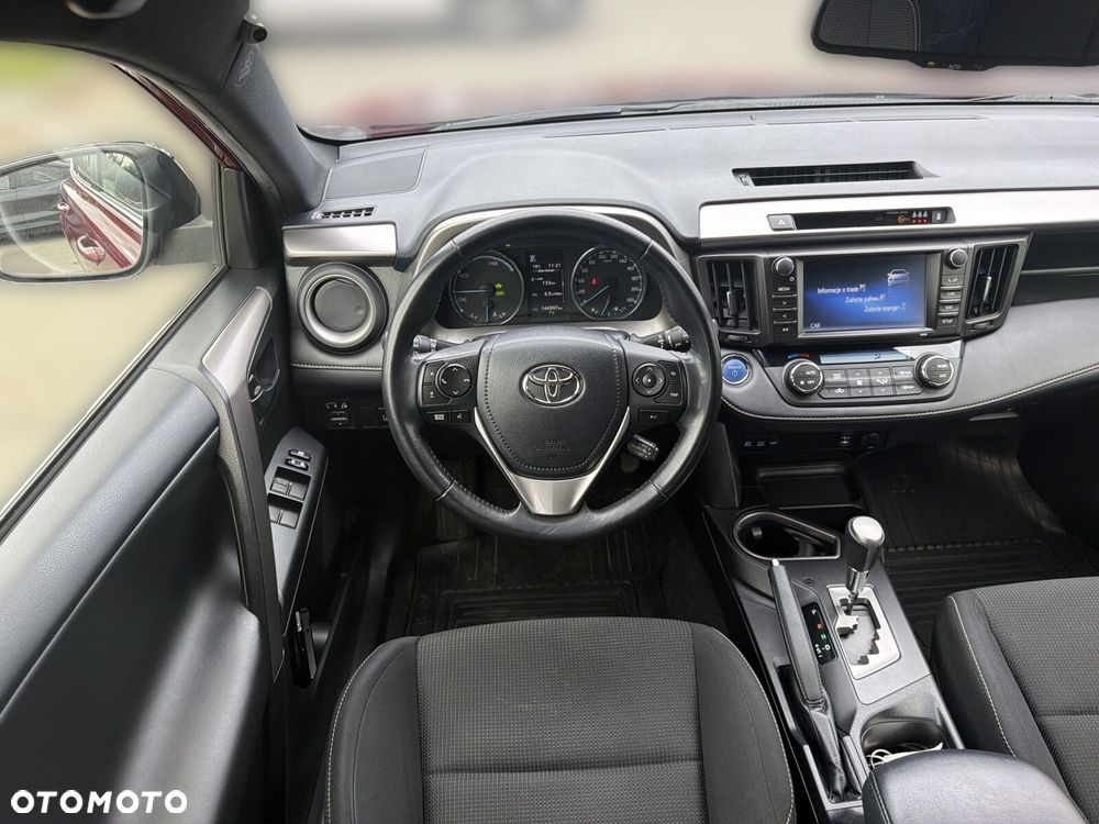 Toyota RAV4 - 16