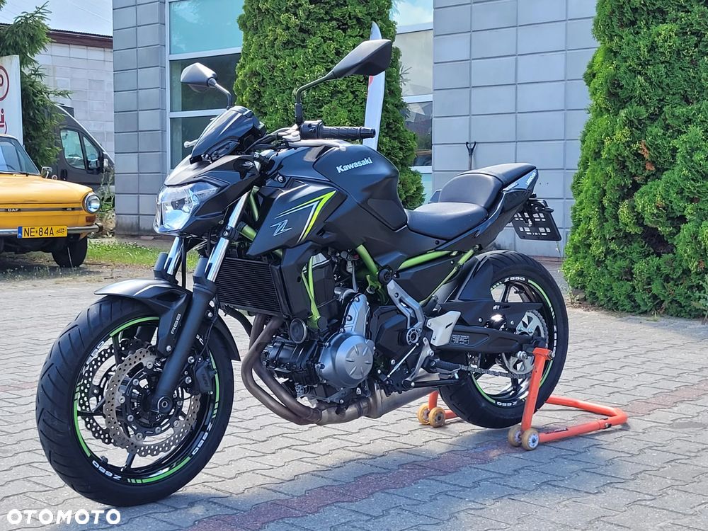 Kawasaki Z 650 - 5