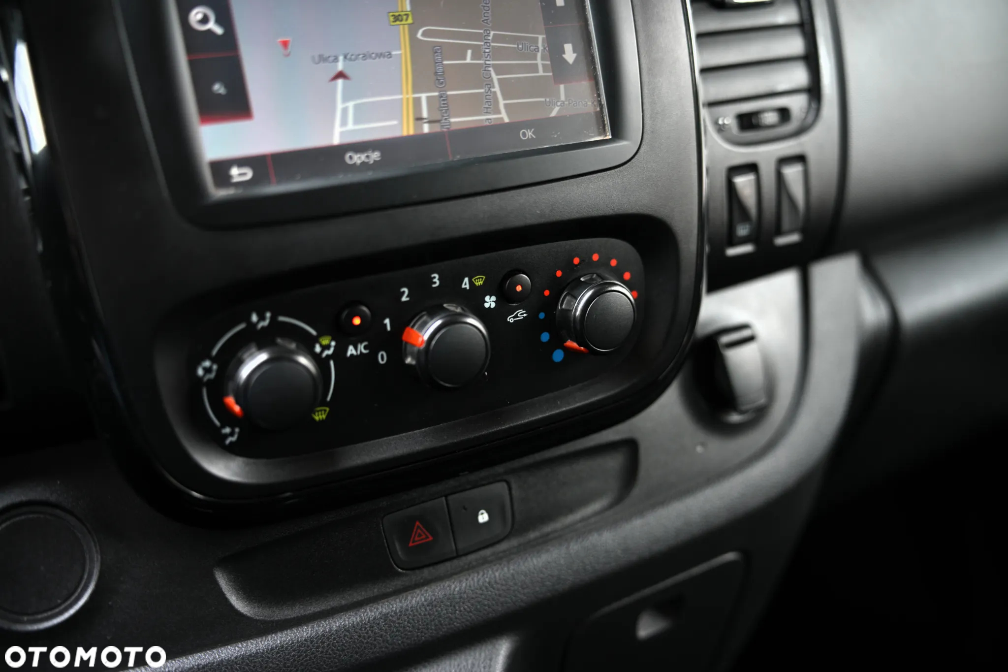 Opel Vivaro 1.6 D L2H1 S&S Tourer - 28