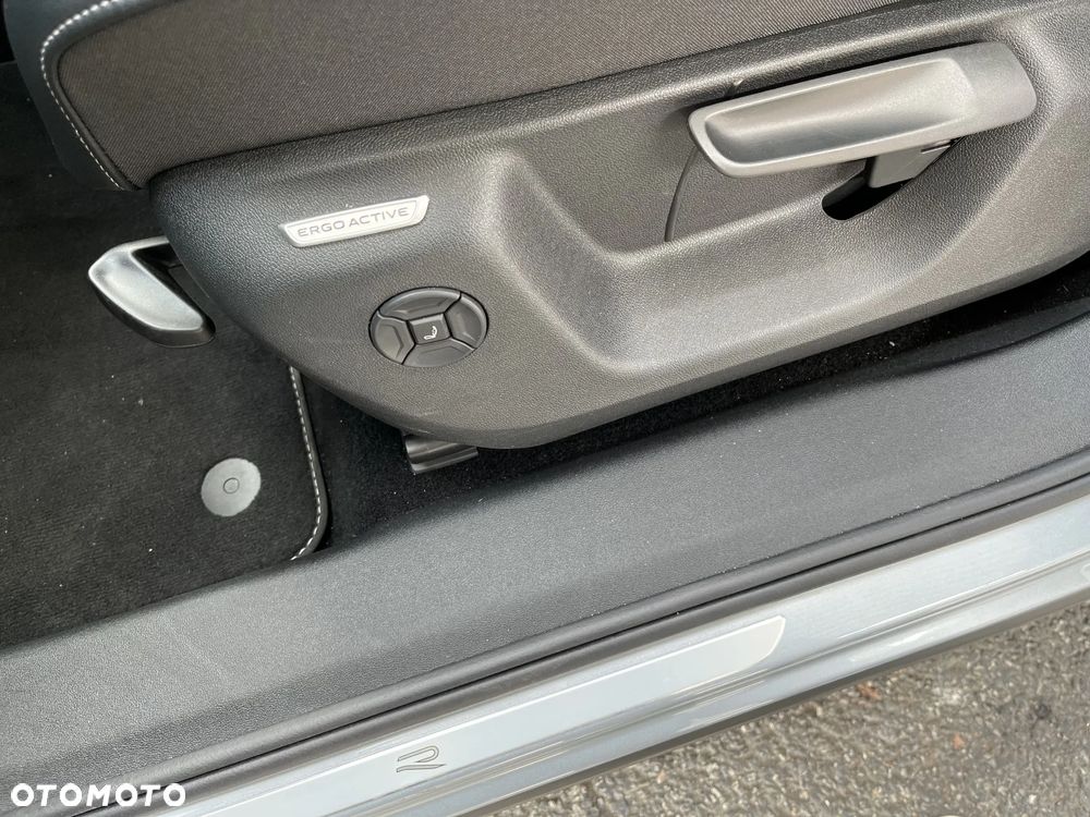 Volkswagen Tiguan - 27