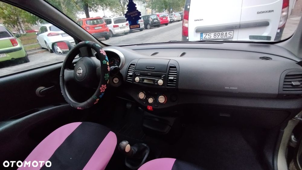 Nissan Micra 2003 photo 3