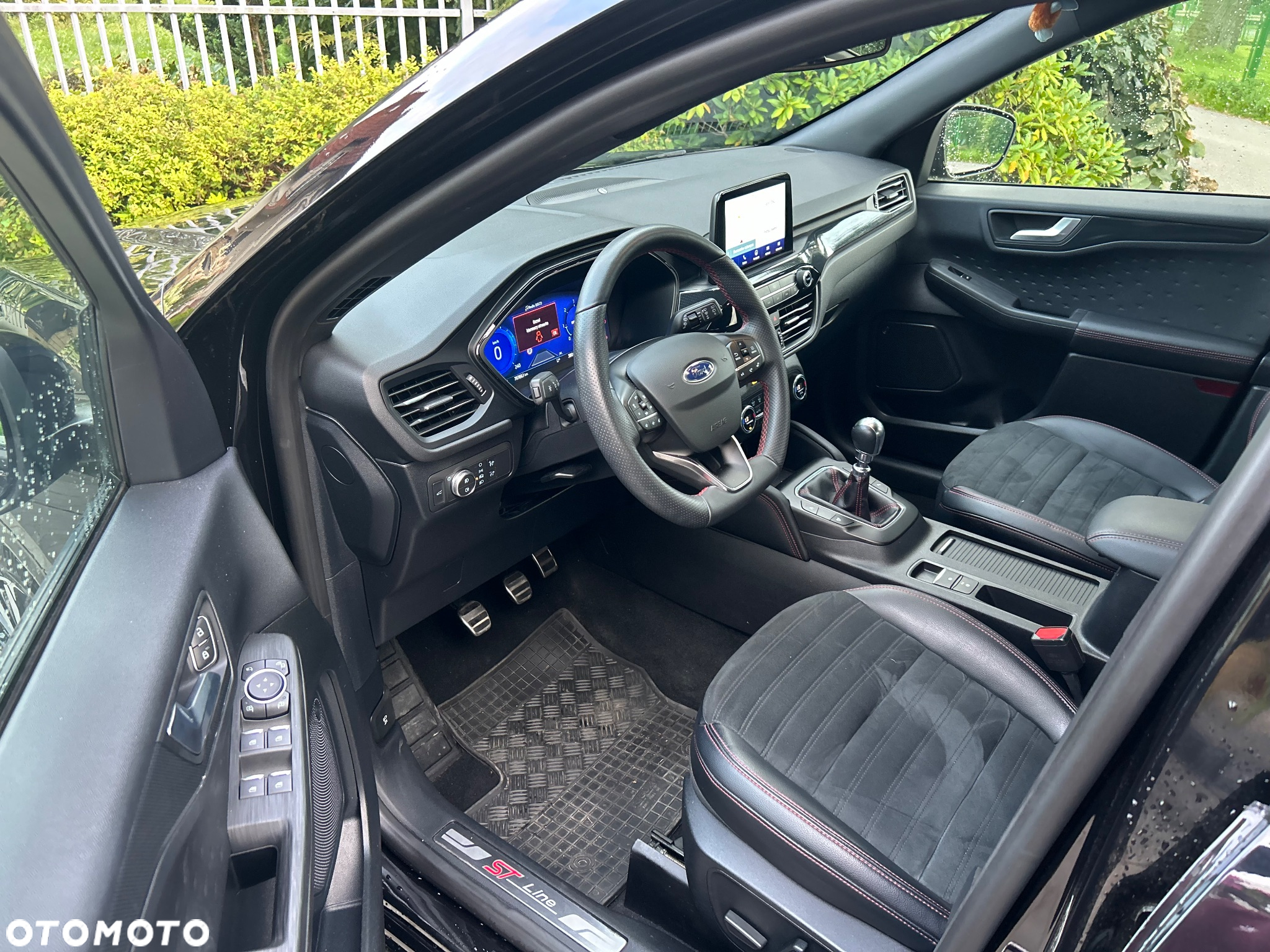 Ford Kuga 2.0 EcoBlue Hybrid ST-LINE X - 15