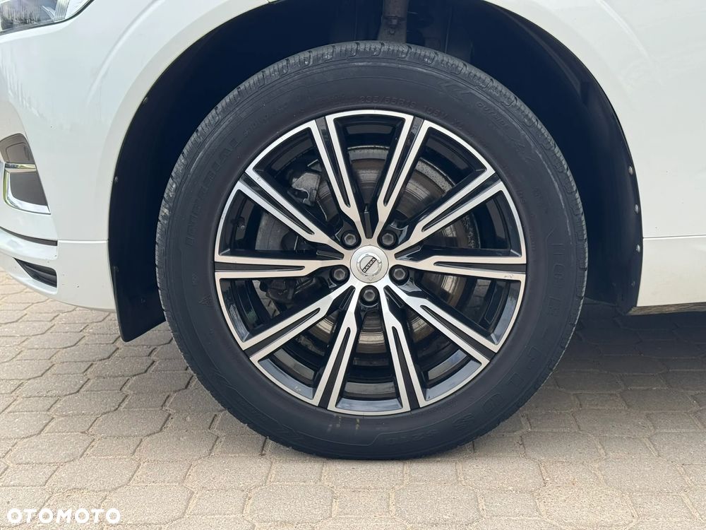 Volvo XC 60 B4 D AWD Inscription - 22