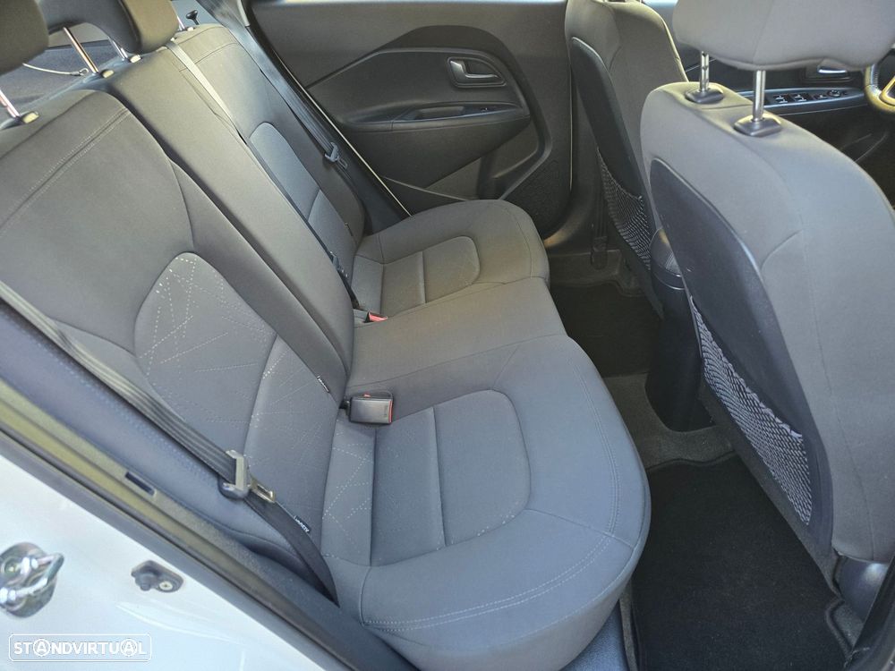 Kia Rio 1.2 CVVT LX - 22