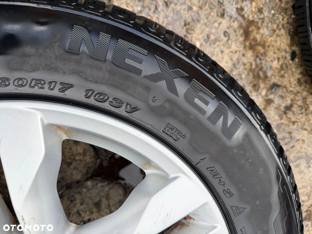 Felgi 17' koła Nissan Juke F15 5x114,3 17x7J ET40 centr 66,1 OE - 5