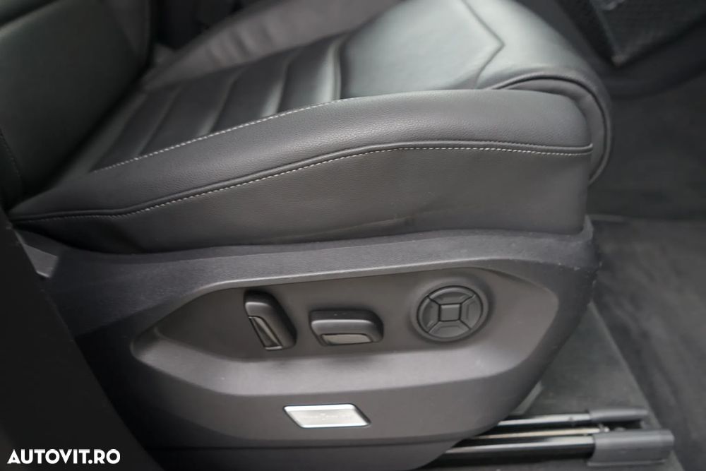 Volkswagen Touareg 3.0 V6 TDI 4Motion DPF Automatik R-Line - 29