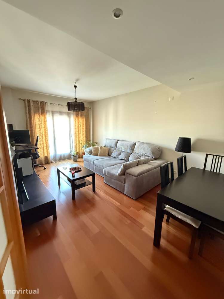 Apartamento T2 Moderno em Odivelas com Vista para a Cidade - Grande imagem: 5/22