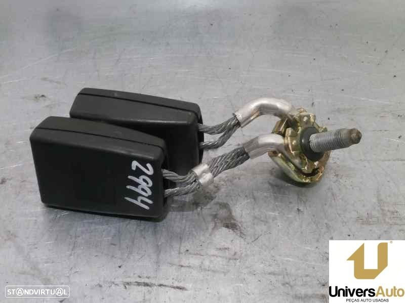 ENGATE CINTO VOLKSWAGEN GOLF V 2004 -1K0857739D - 2
