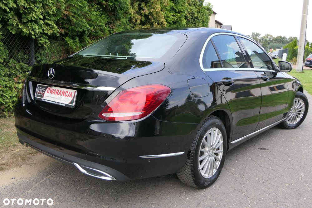 Mercedes-Benz Klasa C 180 (BlueEFFICIENCY) - 4