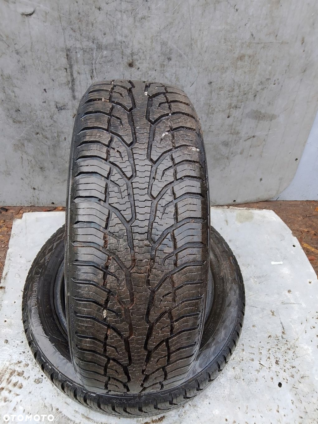 2X Opona Uniroyal AllSeasonExpert 2 185/55R15 82H - 2
