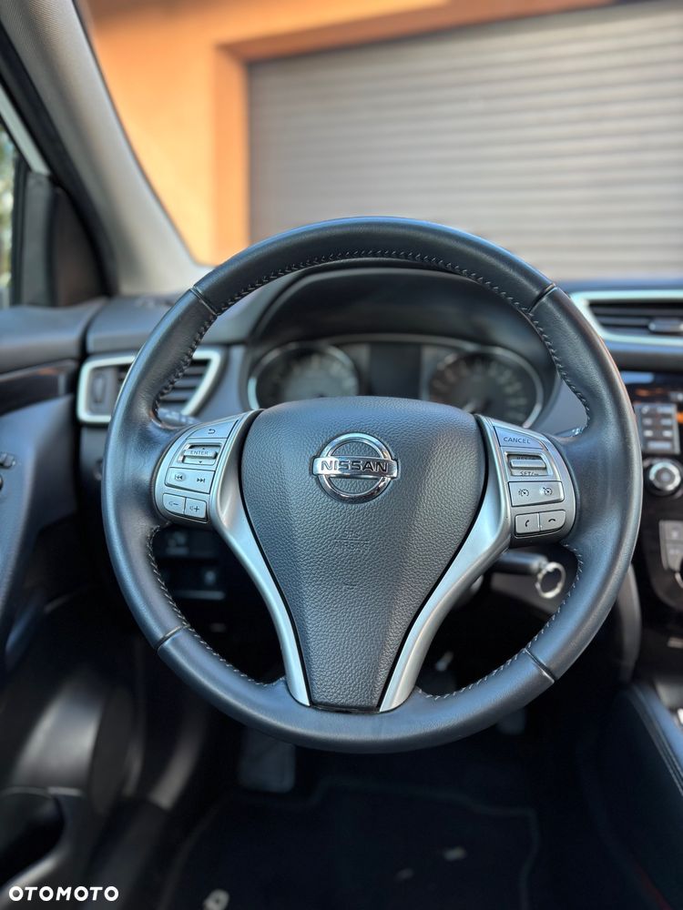 Nissan Qashqai 1.2 DIG-T N-Vision - 18