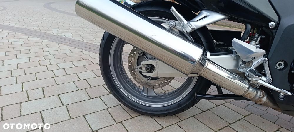 Kawasaki Ninja 1000 SX - 23