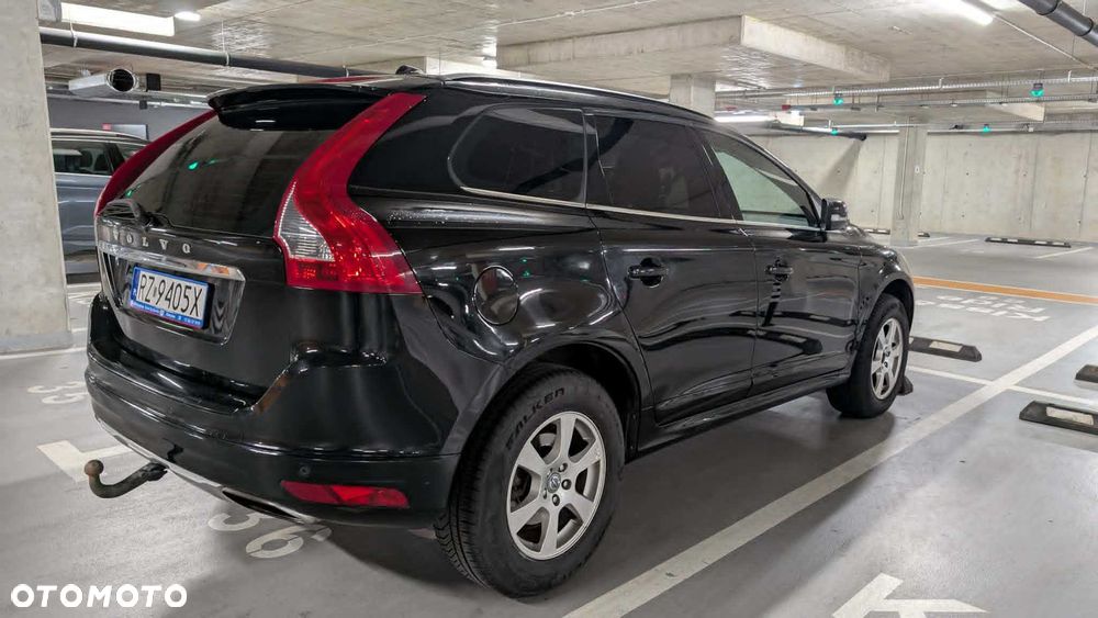 Volvo XC 60 - 6