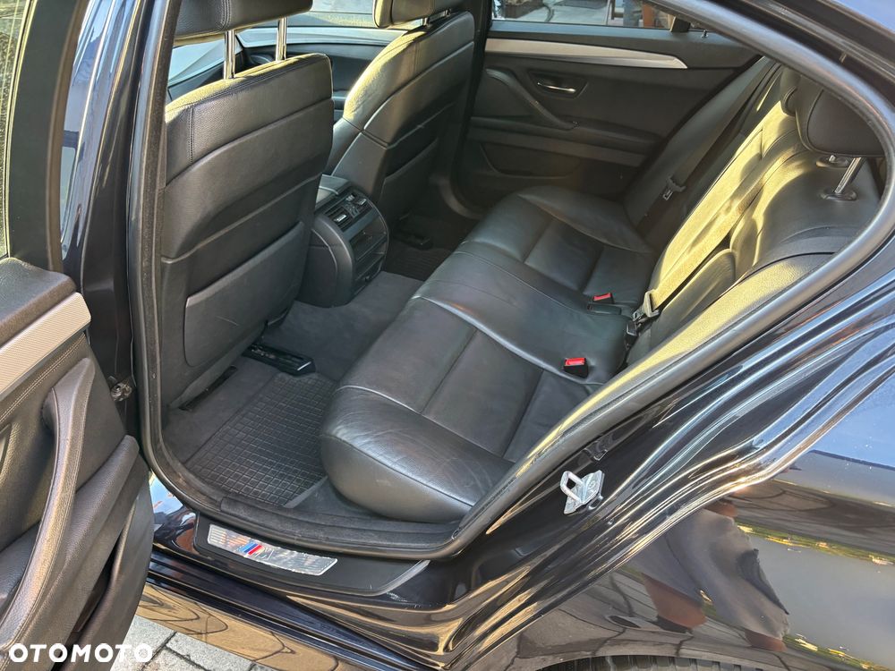 BMW Seria 5 530d Luxury Line - 12
