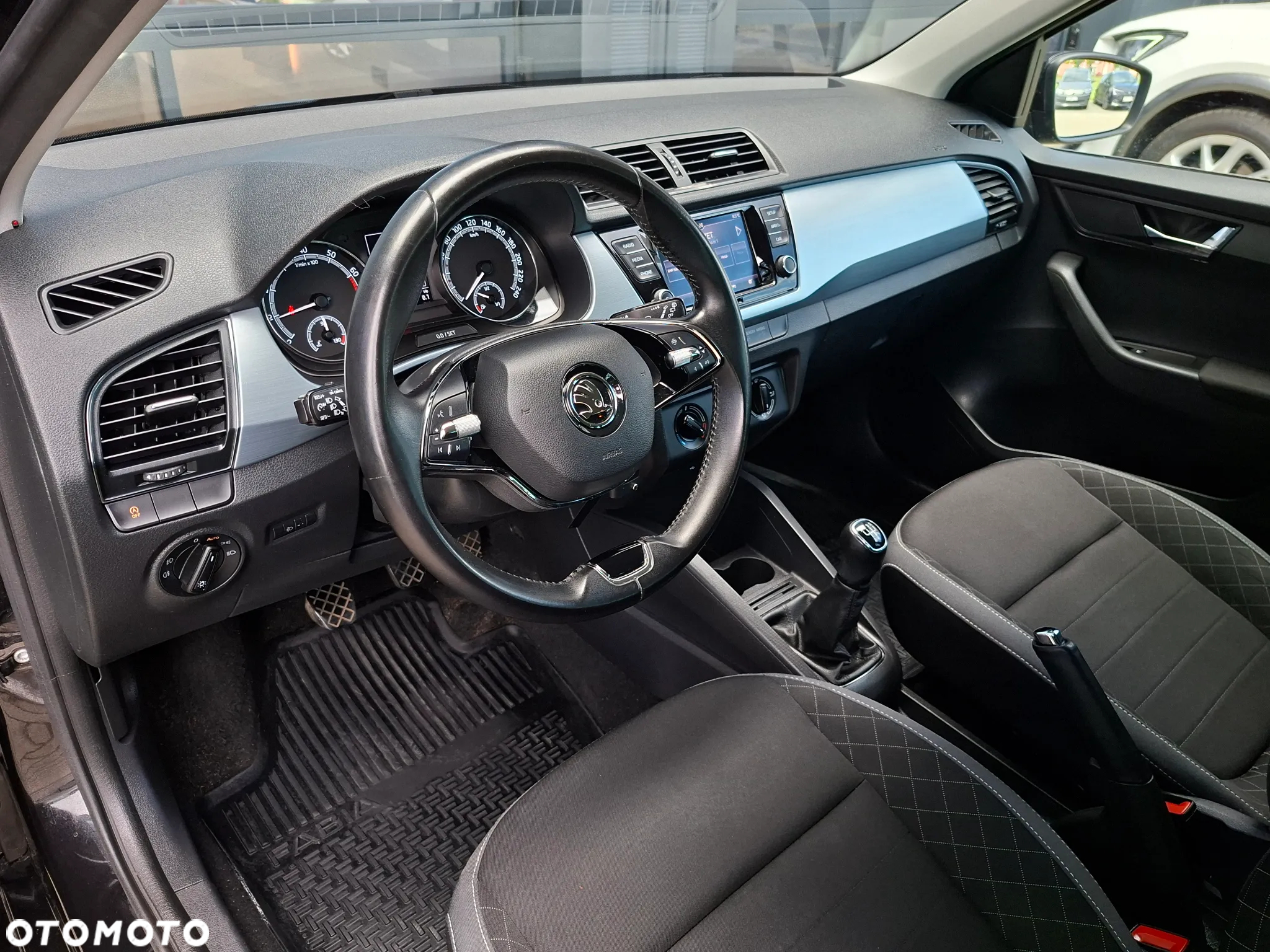 Skoda Fabia 1.0 TSI Ambition - 12