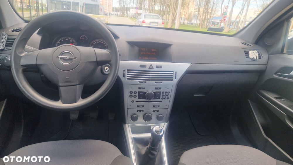 Opel Astra 1.6 Edition - 11