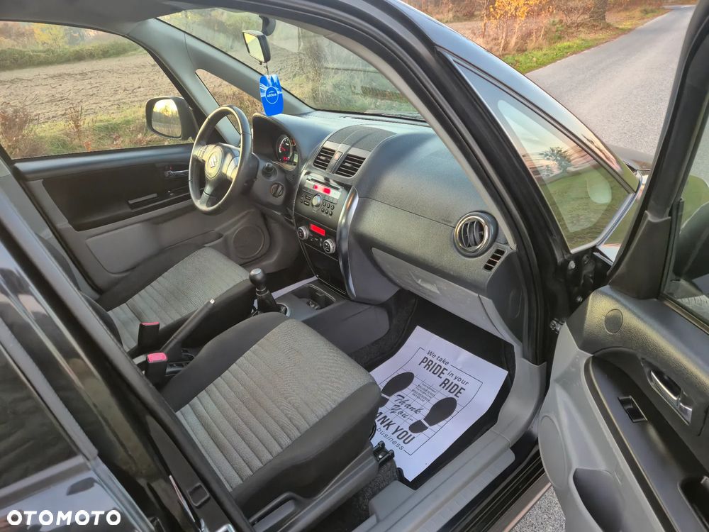 Suzuki SX4 1.6 Premium - 5
