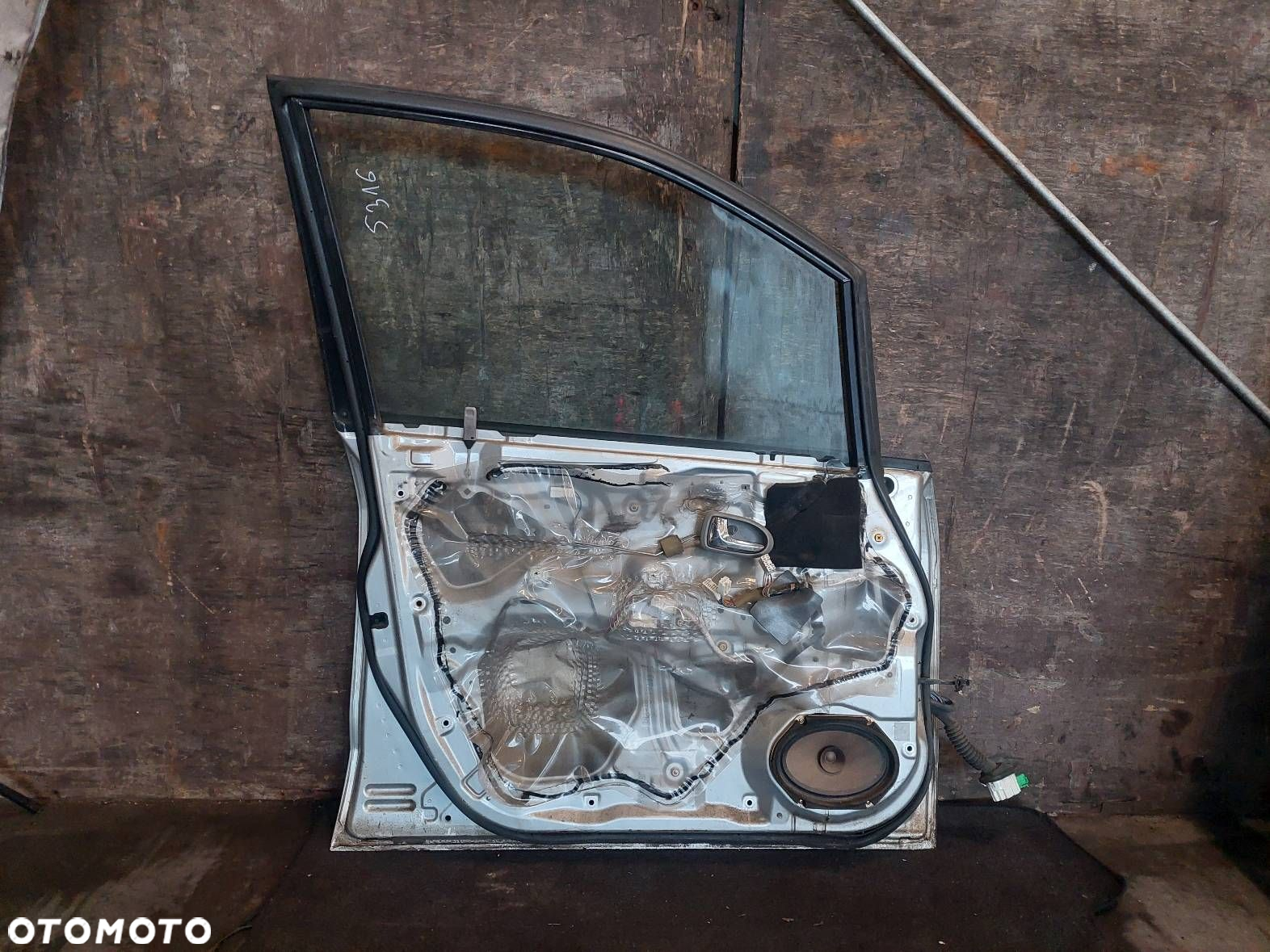 DRZWI KOMPLETNE LEWY PRZÓD MAZDA PREMACY I 18G - 4