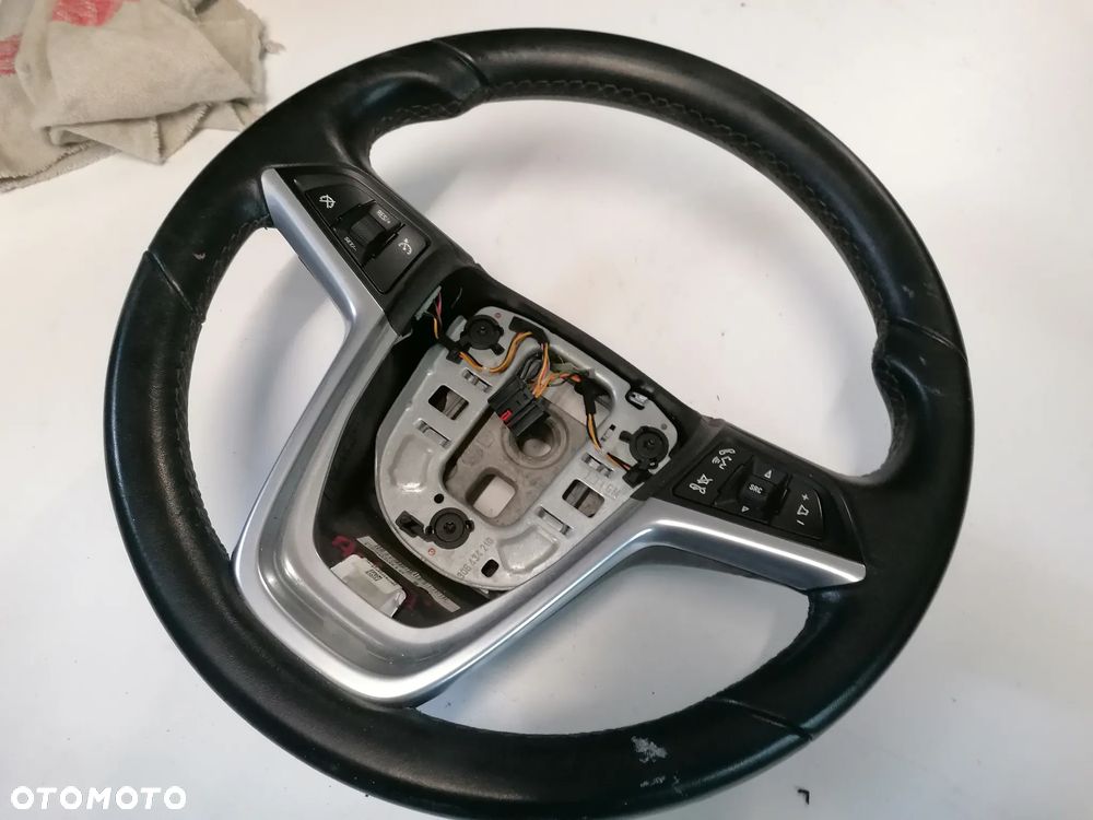 OPEL ASTRA IV J 10r KIEROWNICA MULTIFUNKCJA SKÓRZANA - 4