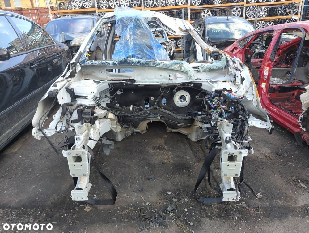 KAROSERIA ĆWIARTKA BŁOTNIK TYŁ LEWY PRAWY PRÓG DACH PODŁUŻNICA LEWY PRAWY  SUZUKI SX4 S-CROSS - 2