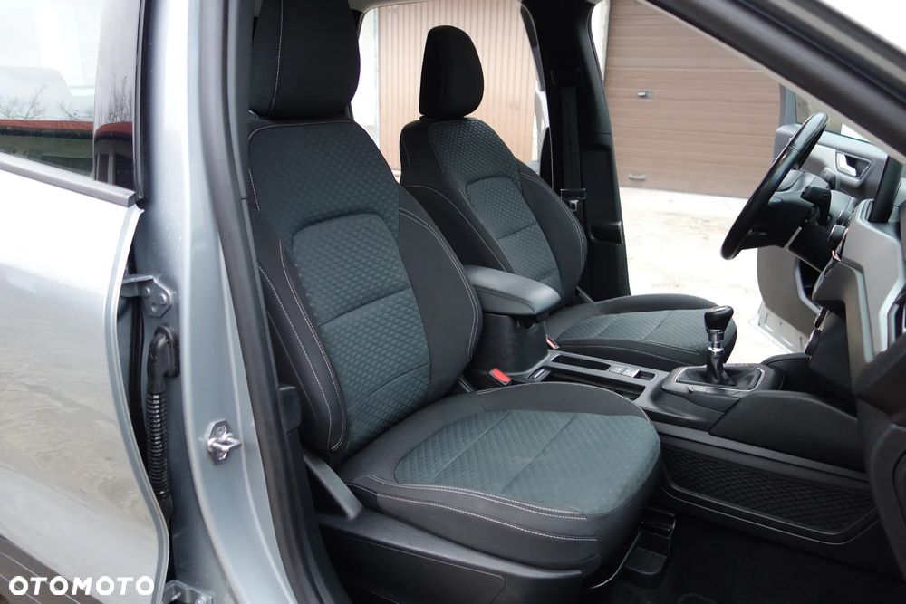 Ford Kuga - 20