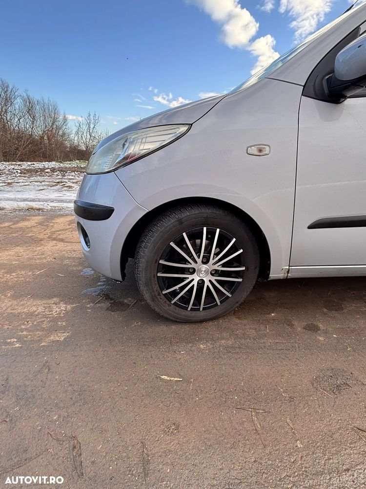 Hyundai i10 1.2 DOHC 5DR COMFORT - 8