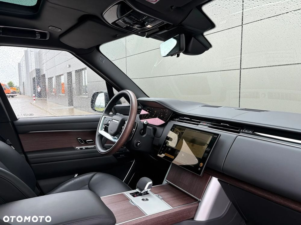Land Rover Range Rover 4.4 V8 P535 LWB Autobiography - 9